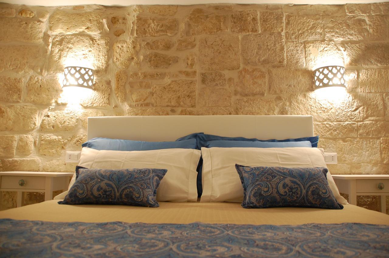 Palazzo Bianchi Domus Holidays Trani Exterior photo